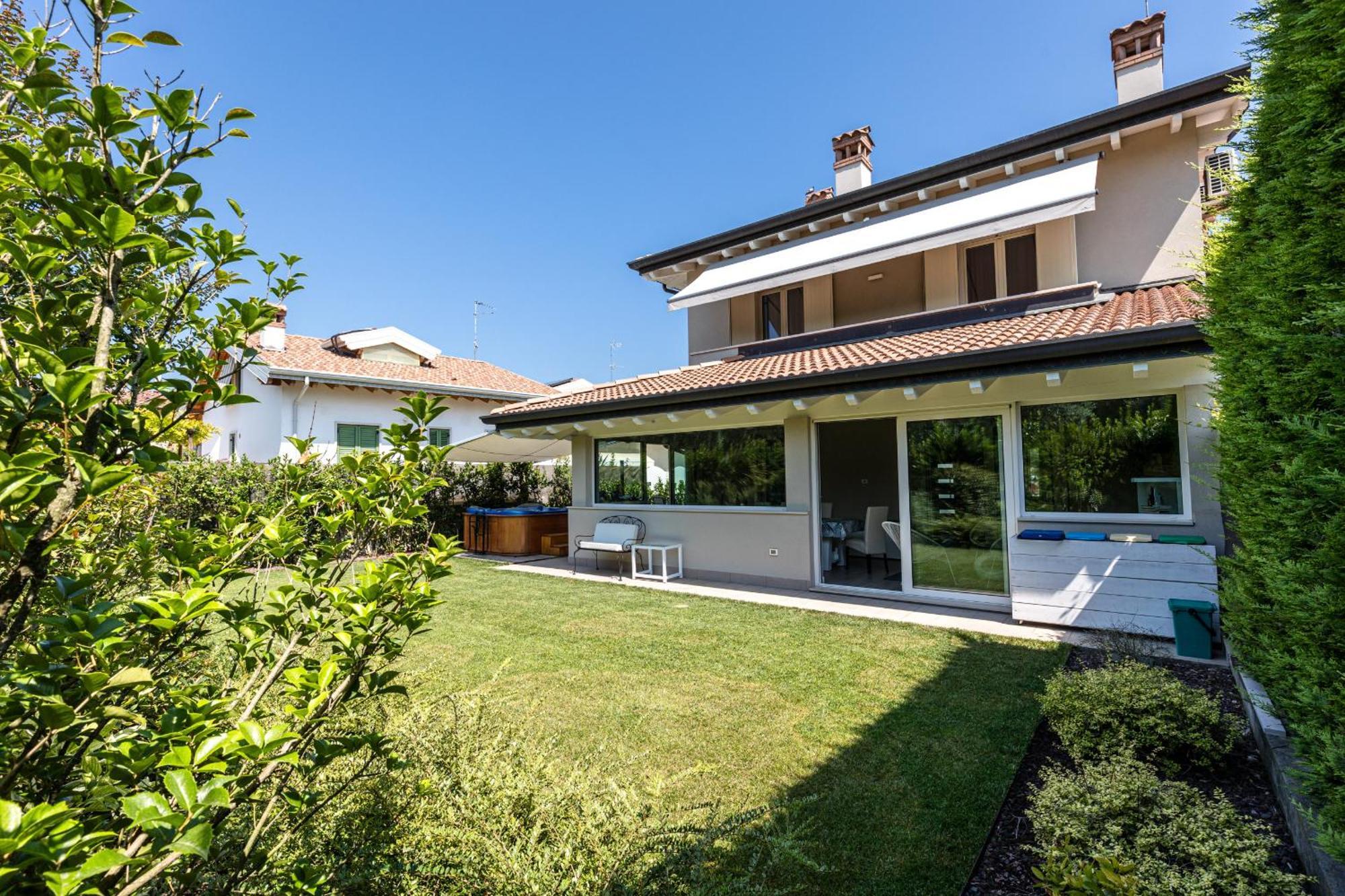 Villa Rita Peschiera del Garda Exterior photo